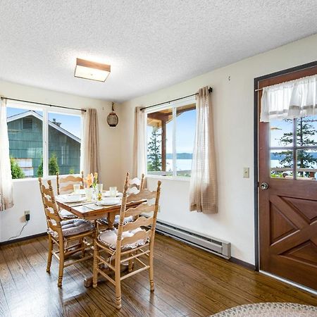 Sundown Memory Lane Cabin Camano Екстериор снимка